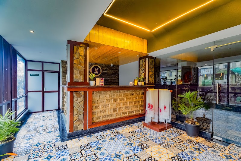 Sumitel JB Park Hotel & Banquet - Sumitel JB Park Hotel & Banquet, Bus Stand, Chawk Bazar, Hill Cart Rd, near Singmari Motor Syndicate, beside Old Super Market, Chauk Bazaar, Darjeeling, West Bengal 734101, India
