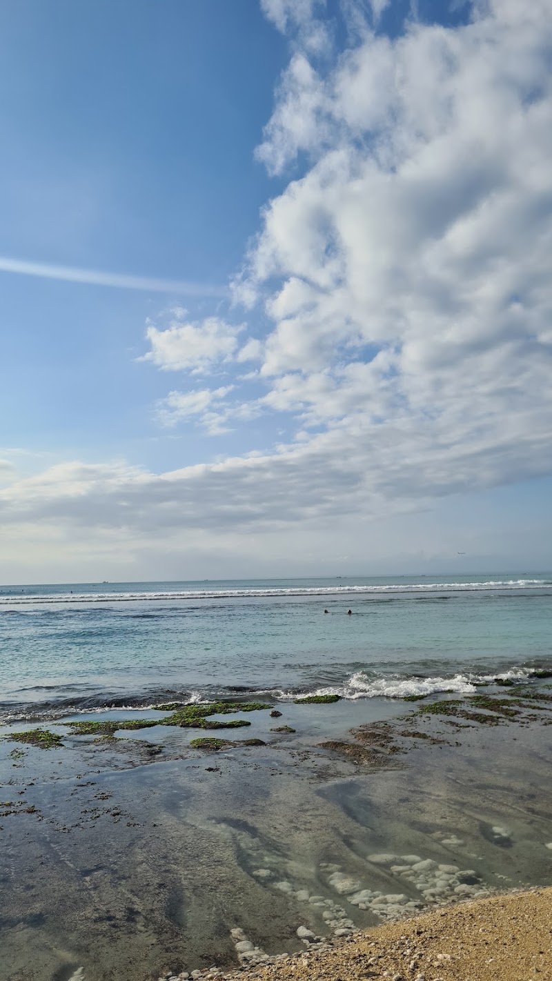 Bingin Beach - Bingin Beach, 54V7+V72, Jl. Pantai Bingin, Pecatu, Kec. Kuta Sel., Kabupaten Badung, Bali 80361, Indonesia