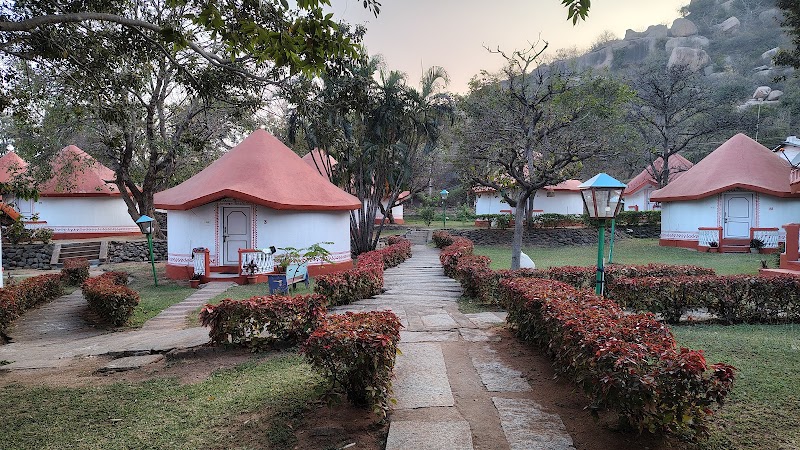 Kishkinda Heritage Resort - Kishkinda Heritage Resort 485, Near Stone Bridge, ANEGUNDI, Sanapur, Karnataka 583234, India
