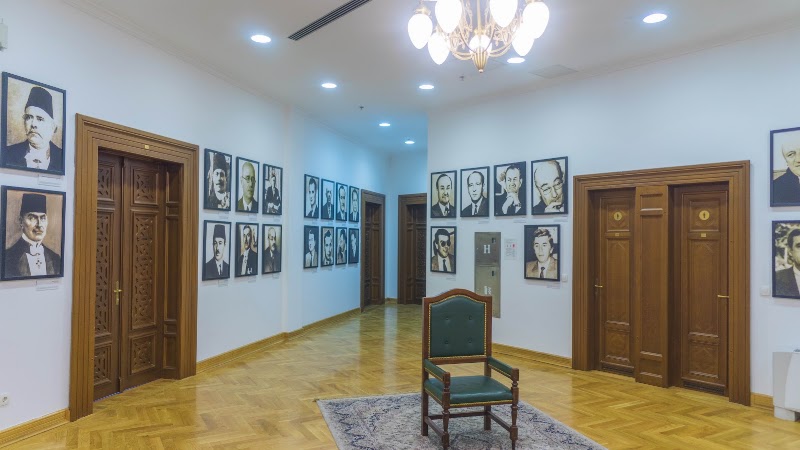 Gradska vijećnica Sarajevo - Gradska vijećnica Sarajevo, Brodac 1, Sarajevo 71000, Bosnia and Herzegovina