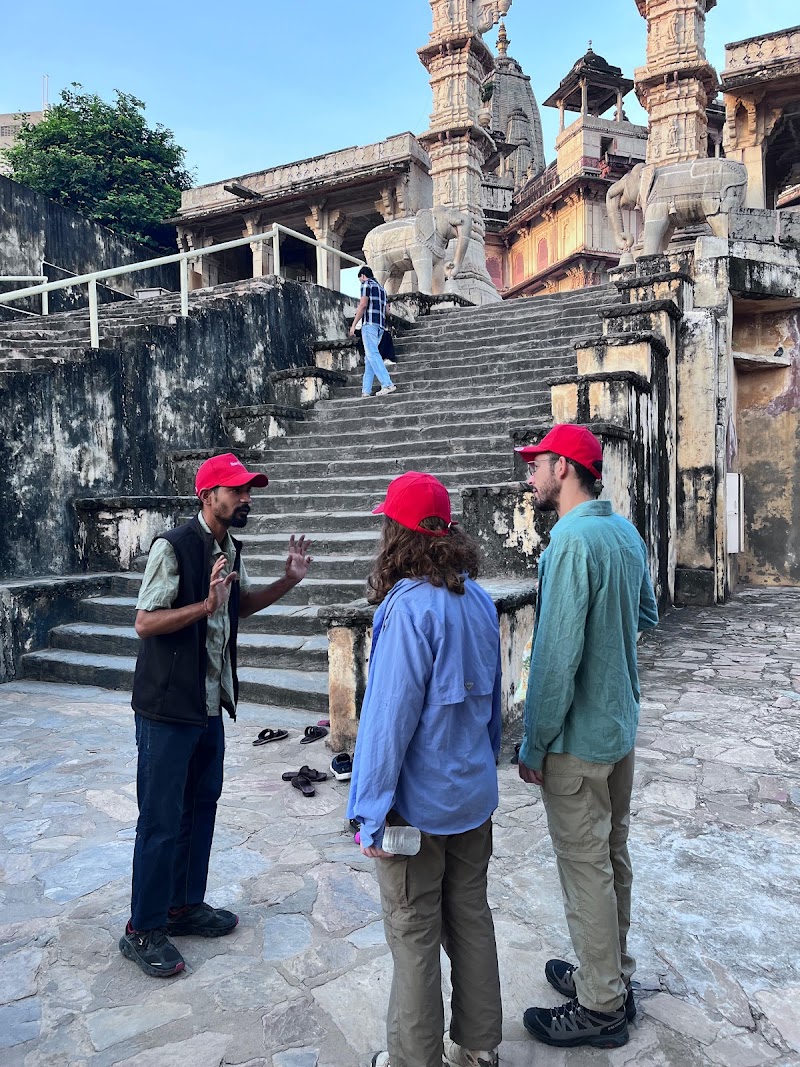 House Of Amer - House Of Amer Karan singh Nathawat ki haveli, 1, Narsingh Colony Rd, near Jagatshrimoni Temple, Devisinghpura, Amer, Jaipur, Rajasthan 302028, India