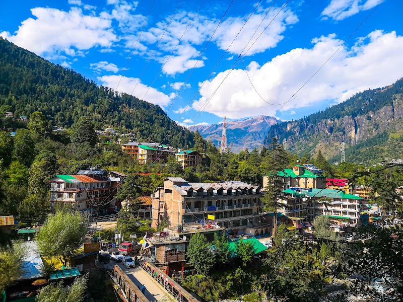 Backpackers Headquarter Manali - Backpackers Headquarter Manali Manu Temple Rd, behind Government School, Old Manali, Manali, Himachal Pradesh 175131, India
