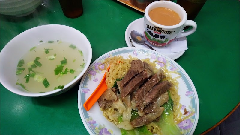 Ming Kee Noodle Restaurant - Ming Kee Noodle Restaurant, Hong Kong, 黃大仙環鳳街22-24號, Fung Wong San Tsuen, 號地下
