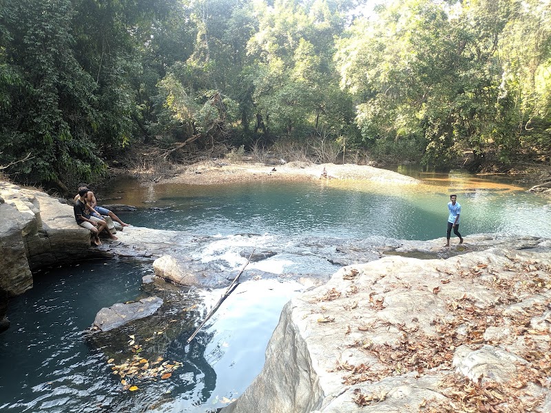 Sanvordem Waterfall - Sanvordem Waterfall G5HX+98Q, Unnamed Road, Valpoy, Goa 403506, India