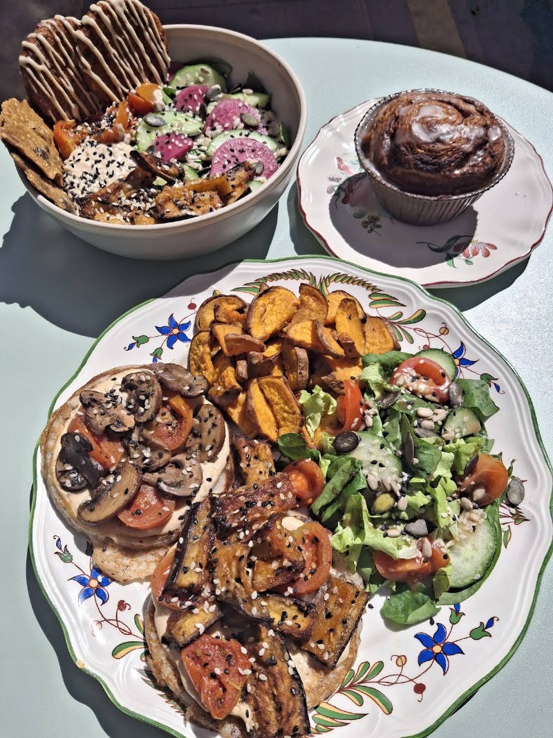 Ground To Grow | Restaurant Vegan | Yôga & Meditation - Ground To Grow | Restaurant Vegan | Yôga & Meditation 28 Rue Chapon, 75003 Paris, France