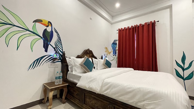 PETAL OF MEWAR - A Luxury Boutique Hotel - PETAL OF MEWAR - A Luxury Boutique Hotel 1, Kalaji Goraji D Rd, Old City, Rao Ji Ka Hata, Udaipur, Rajasthan 313001, India
