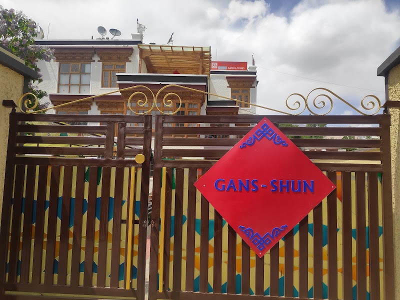 Gangs-Shun Homestay - Gangs-Shun Homestay, Upper Tukcha Road Leh Jammu and Kashmir, Leh, 194101