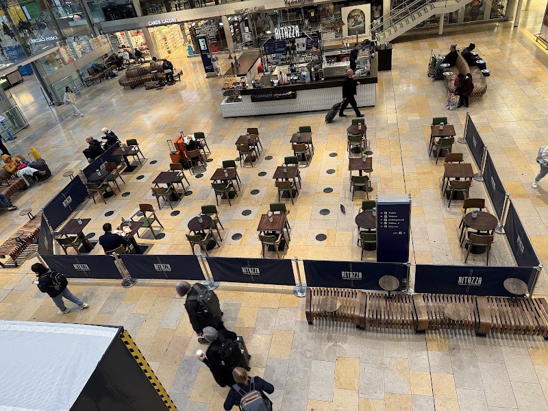 Caffe Ritazza, Paddington Station - Caffe Ritazza, Paddington Station Paddington BR Station, London W2 1HQ, UK