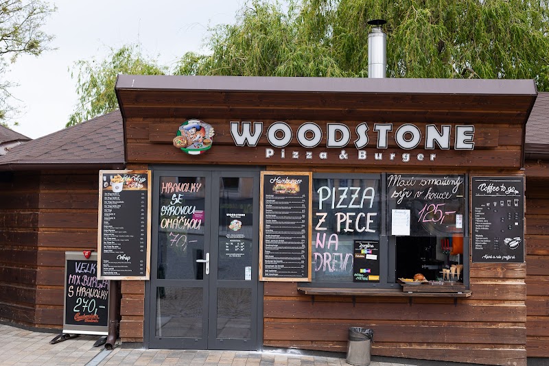 Woodstone Písek | Pizza, Burgery, Stripsy, BBQ