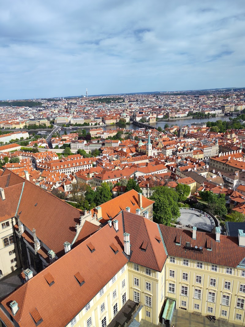 Býčí schodiště - Býčí schodiště, Třetí nádvoří Pražského hradu 48/2, 119 00 Praha 1-Hradčany, Czechia