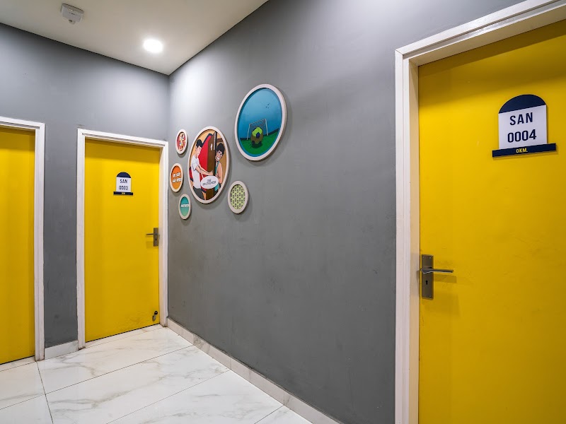 Stanza Living San Diego House | PG for Females in North Campus - Stanza Living San Diego House | PG for Females in North Campus 34A, Block D, Vijay Nagar, New Delhi, Delhi, 110033, India