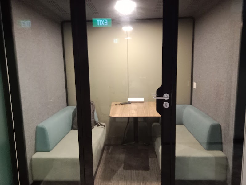 JustCo – Changi Airport Terminal 3 | Coworking & Office Space - JustCo – Changi Airport Terminal 3 | Coworking & Office Space, 65 Airport Blvd., #03-37 Terminal 3, Singapore 819663