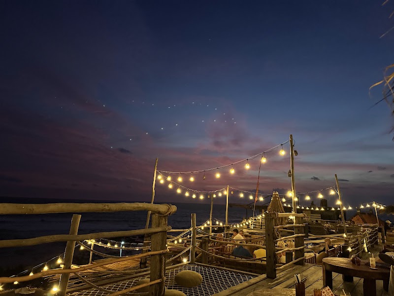 Sol Rooftop Bali - Sol Rooftop Bali Jl. Pantai Pererenan Kabupaten No.169, Pererenan, Kec. Mengwi, Kabupaten Badung, Bali 80351, Indonesia
