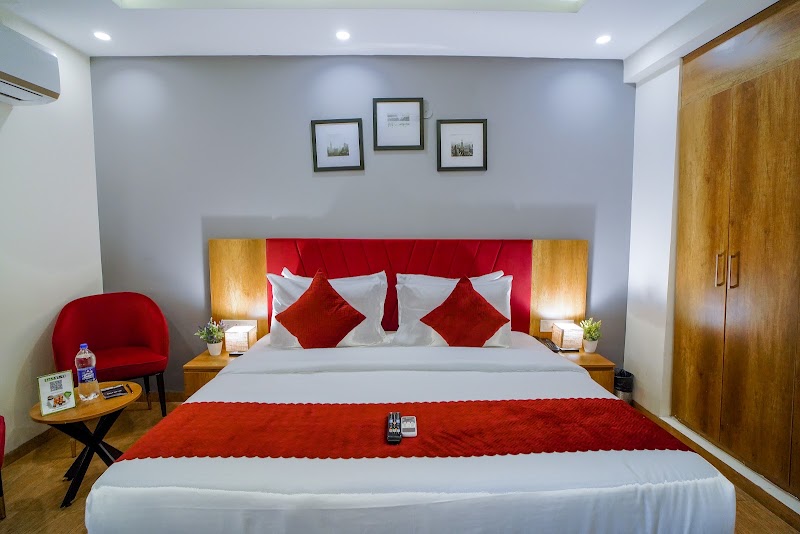 Saltstayz Select - Huda City Center - Saltstayz Select - Huda City Center Plot No. 8 C, Block C, Sushant Lok Phase I, Sector 43, Gurugram, Haryana 122009, India