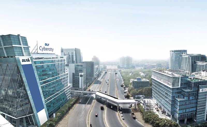 DLF CyberHub (Gurugram, Haryana) - DLF CyberHub (Gurugram, Haryana) Ground Floor, Building, 10C, DLF Cyber City, DLF Phase 2, Sector 24, Gurugram, Haryana 122002, India