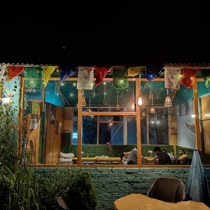 Hope Cafe Jibhi - Hope Cafe Jibhi Hope cafe, opposite to SBI office, Jibhi, Rashala, Himachal Pradesh 175123, India