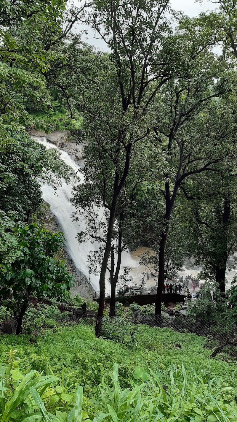 Ashoka waterfall - Ashoka waterfall PF6F+JV8, Vihigaon, Maharashtra 421602, India