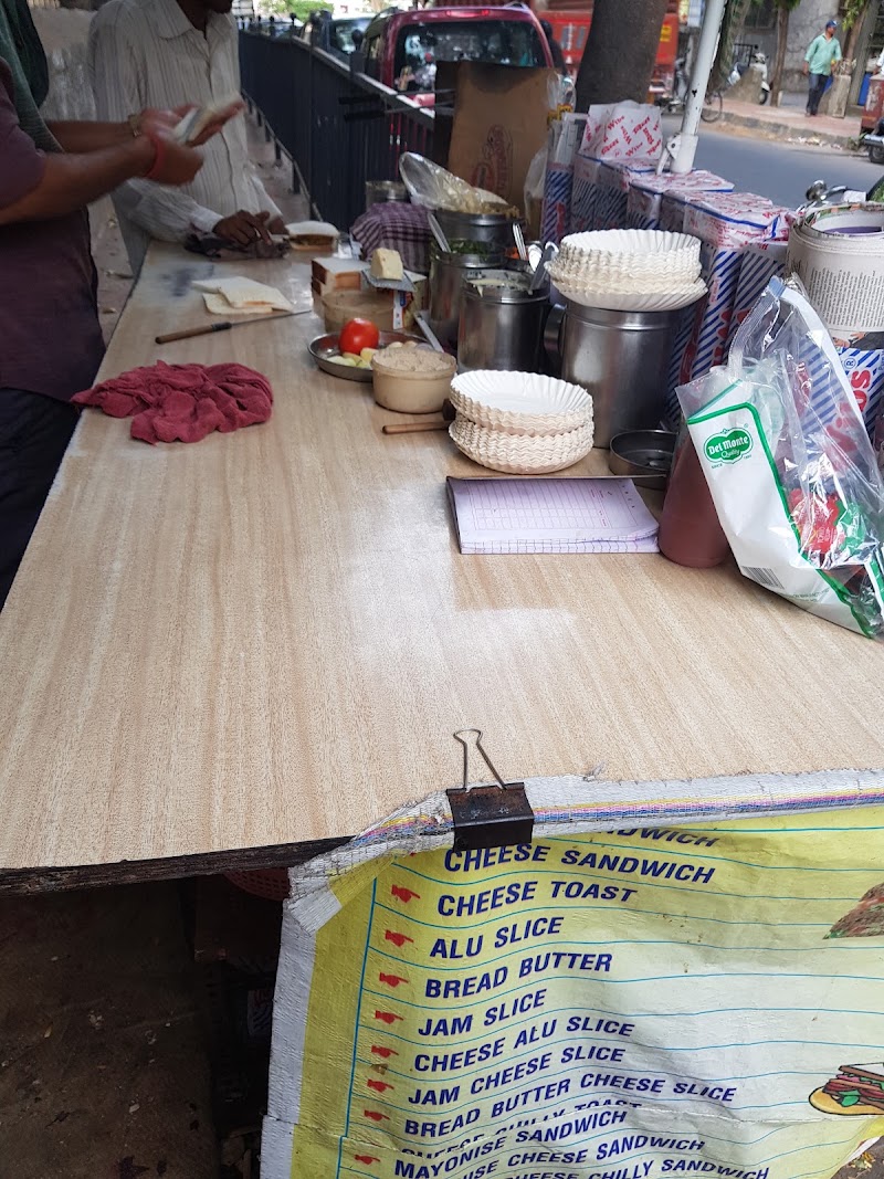 LP Corner - LP Corner Shop B, Rokadia Appt, 7, Rokadia Ln, Pai Nagar, Borivali West, Mumbai, Maharashtra 400092, India