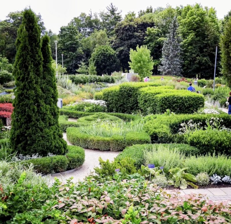 Edwards Gardens