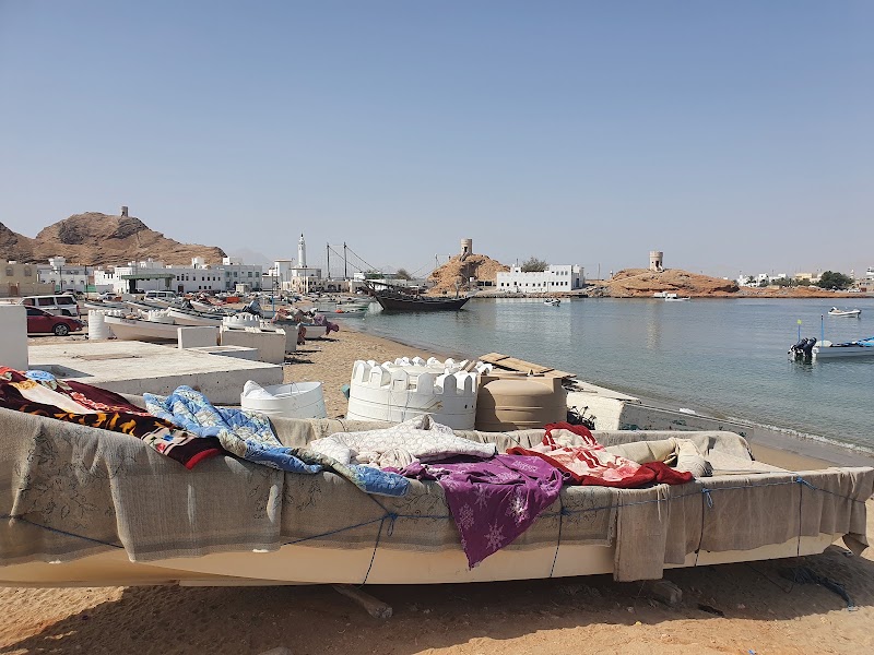 Al Ayjah Lighthouse - Al Ayjah Lighthouse, HG9Q+HVW Al Ayjah Lighthouse, Sur, Oman