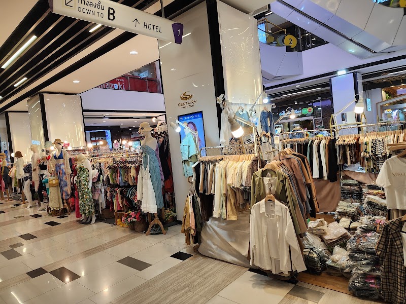 Century The Movie Plaza Sukhumvit - Century The Movie Plaza Sukhumvit 2089 Sukhumvit Rd, Khwaeng Phra Khanong Nuea, Watthana, Krung Thep Maha Nakhon 10260, Thailand