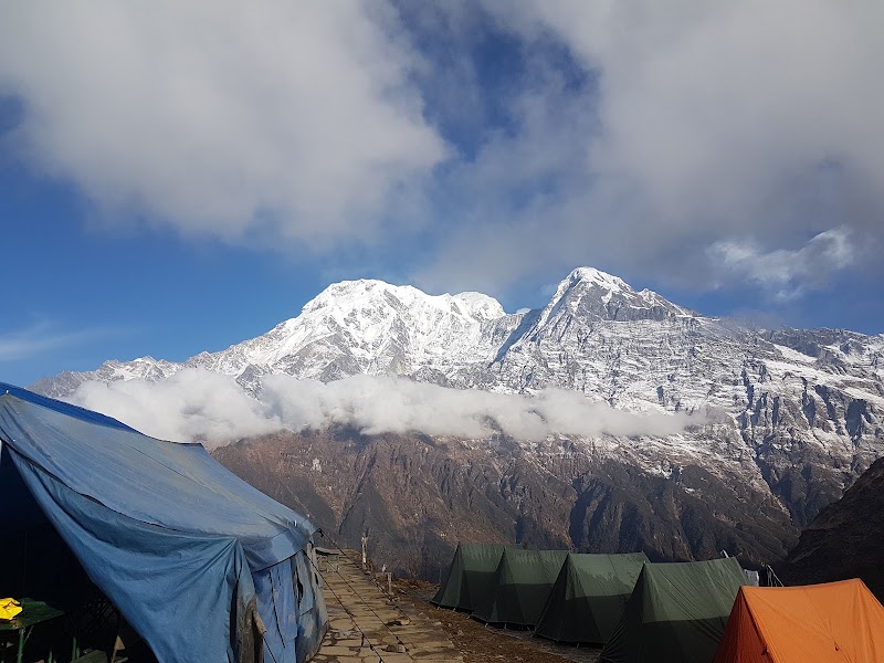 Hotel Fishtail - Hotel Fishtail, CVM8+4RH, Lwang Ghalel 33700, Nepal