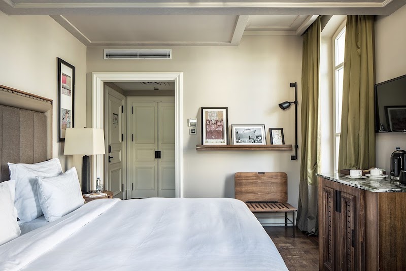 The Bank Hotel Istanbul, a Member of Design Hotels - The Bank Hotel Istanbul, a Member of Design Hotels Arap Cami, Bankalar Cd. No:5 D:1, 34421 Beyoğlu/İstanbul, Türkiye