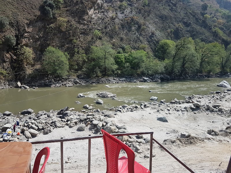 ACP Punjabi Dhaba - ACP Punjabi Dhaba Q673+8HM, Banala, Himachal Pradesh 175121, India
