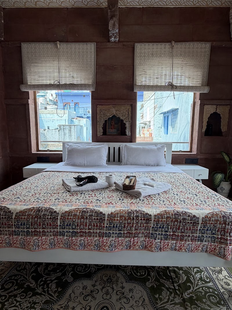 Prachin Haveli - Prachin Haveli near shiv mandir, Killi Khana, Sodagaran Mohalla, Jodhpur, Rajasthan 342001, India
