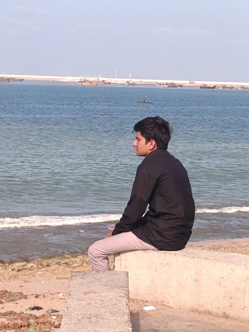 Chopati Beach - Chopati Beach, JJH7+76P, GEB Colony, Porbandar, Gujarat 360575, India