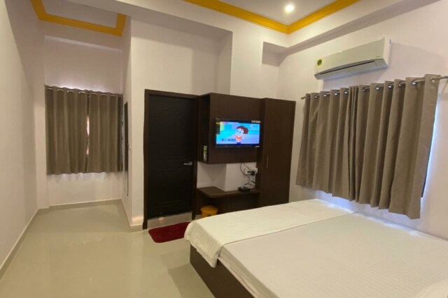 Hotel O Data Shree - Hotel O Data Shree opposite hiraman tower, Sector 14, Hiran Magri, Udaipur, Gordhan Vilas Rural, Rajasthan 313001, India