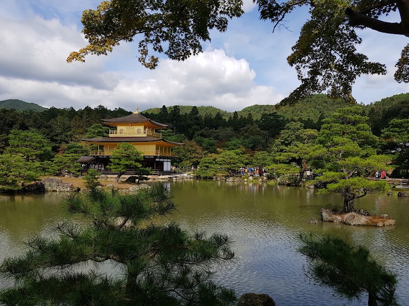 Kinkaku-ji - Kinkaku-ji 1 Kinkakujichō, Kita Ward, Kyoto, 603-8361, Japan
