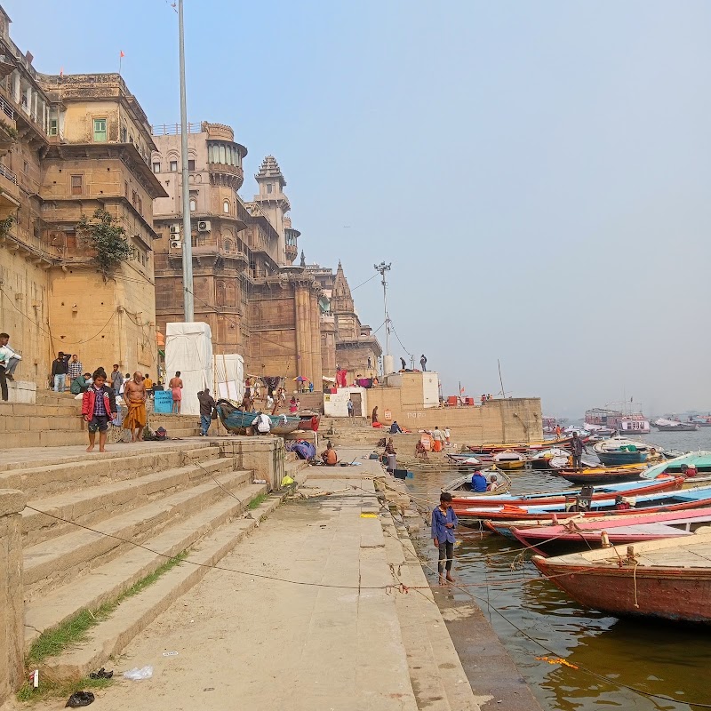 Darbhanga Ghat, (Varanasi) - Darbhanga Ghat, (Varanasi) near Ahilyabai Ghat, Bangali Tola, Varanasi, Uttar Pradesh 221001, India