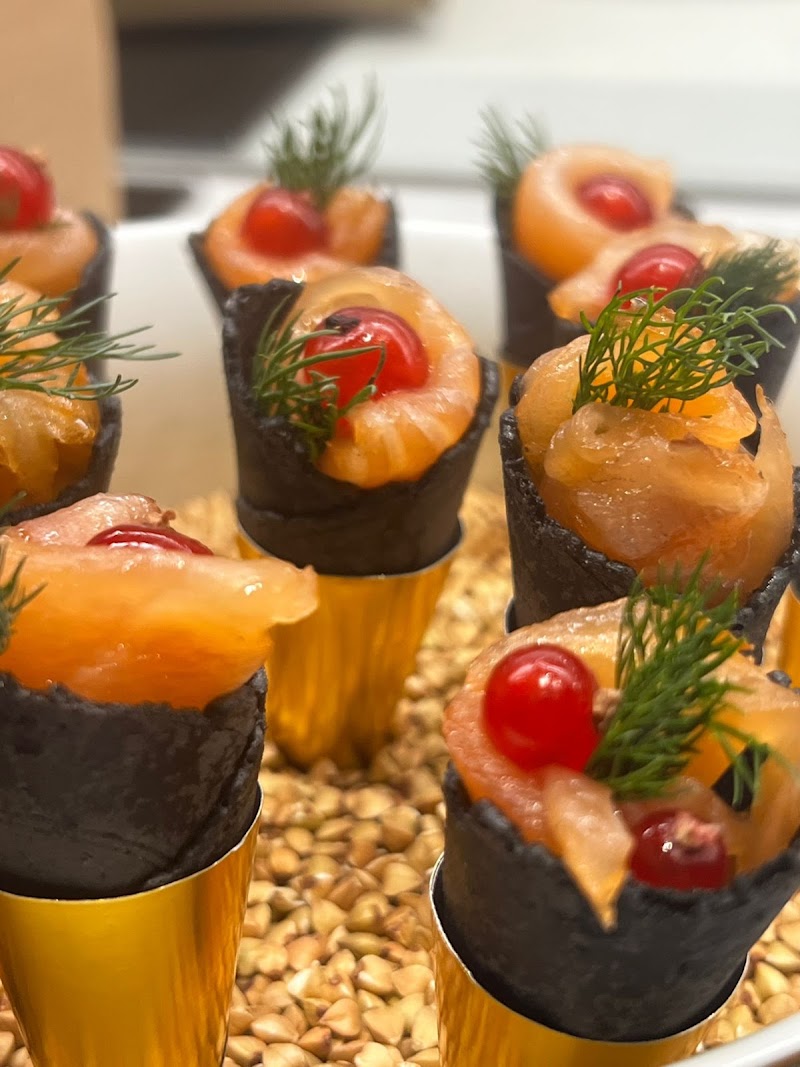 Salwa London Bakery - Salwa London Bakery 33-35 Westbourne Grove, London W2 4UA, UK