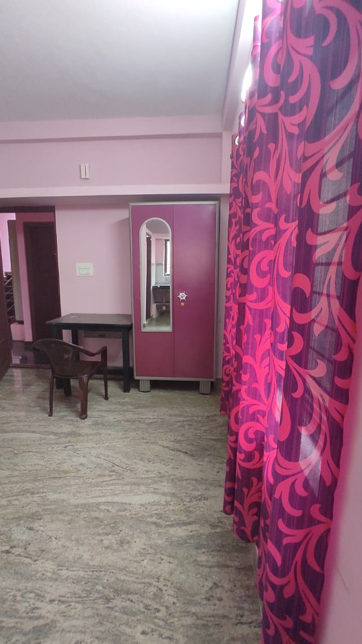 Rooms for rent ( single/ studio rooms) - Rooms for rent ( single/ studio rooms), 8QRQ+MH3, Manipal, Eshwar Nagar, Udupi, Karnataka 576104, India