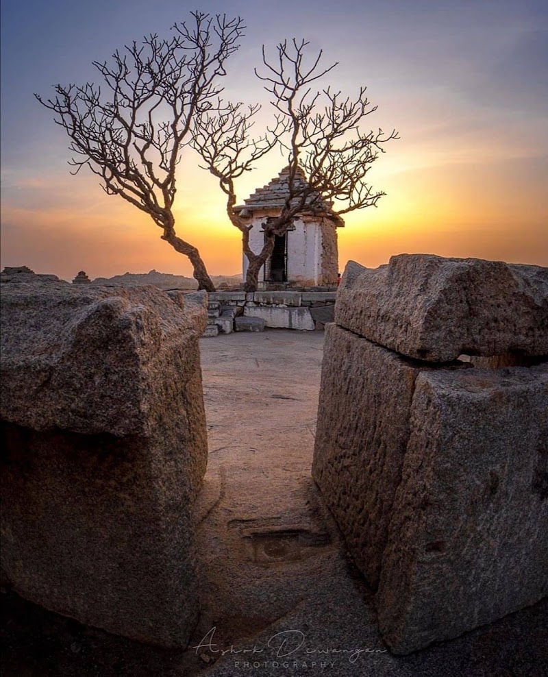 Abhi Homestay Hampi - Abhi Homestay Hampi HNo 96, Hampi Rd, 2nd ward, Kadirampura, Karnataka 583239, India
