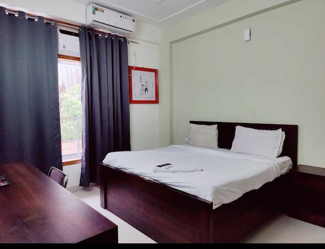 Hotel O Diamond Inn Near Noida Sector 51 Metro Station - Hotel O Diamond Inn Near Noida Sector 51 Metro Station House Number 12, Garhi Chaukhandi, Chaukhandi, Noida, Uttar Pradesh 201316, India