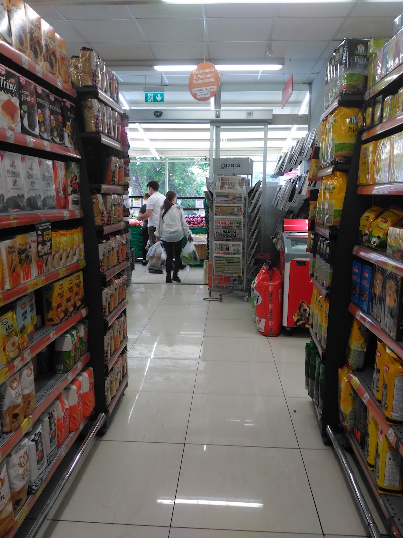 M Migros - M Migros, Caferağa, Mühürdar Cd. 16/A, 34710 Kadıköy/İstanbul, Türkiye