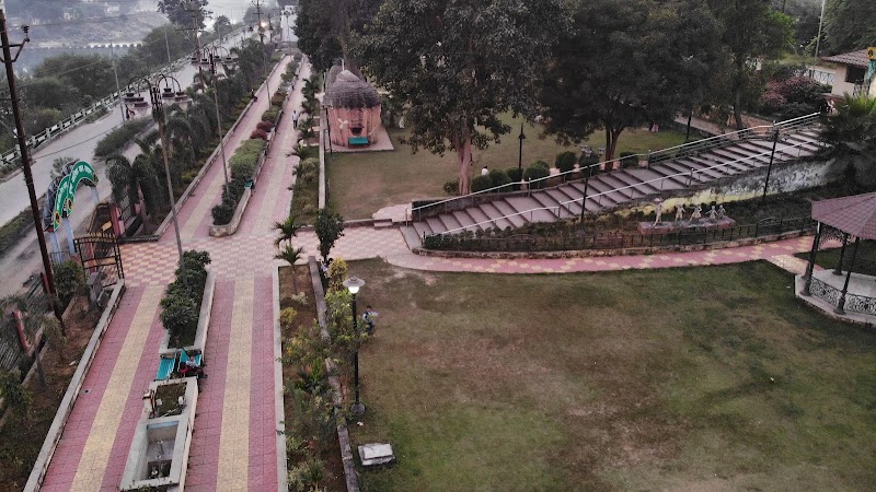 Pushp Vatika Bal Udyan - Pushp Vatika Bal Udyan, WC24+P3W, Madhuban Para, Raigarh, Chhattisgarh 496001, India