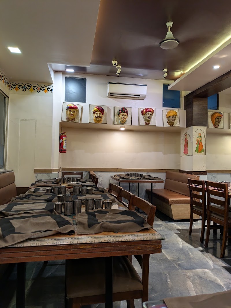 Shahi Bhoj Thali Restaurant - Shahi Bhoj Thali Restaurant 573/7 Beside Chhatrapati Sambhaji Garden, Ground Floor Hotel Sapna, Jangali Maharaj Rd, Shivajinagar, Pune, Maharashtra 411004, India