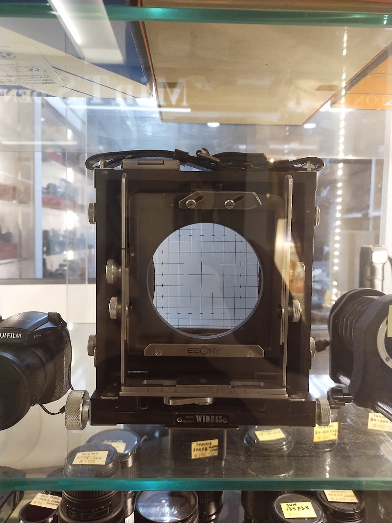 Prime Camera Centre - Prime Camera Centre 1 Coleman St, # B1-08 The Adelphi, Singapore 179803