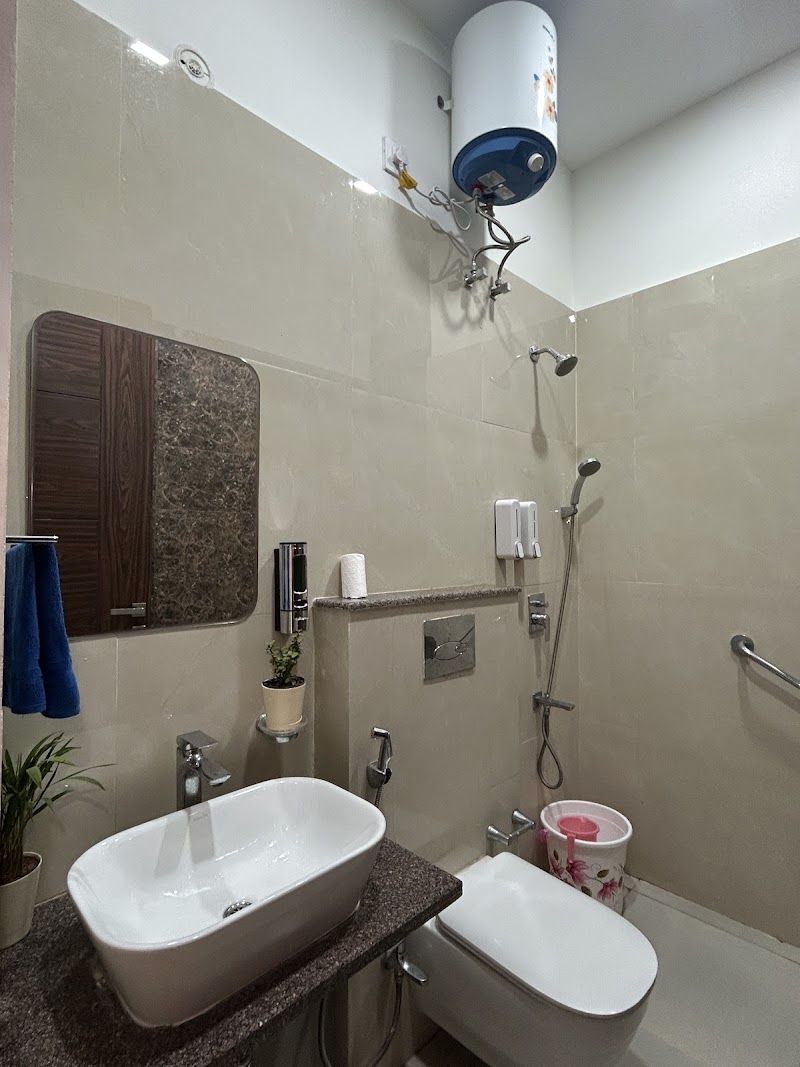 Vrindakunj Homestay - Vrindakunj Homestay, Gopal Kutir, Krishna Bhumi, C-37, Bhaktivedanta Swami Marg, Vrindavan, Sunrakh Bangar, Uttar Pradesh 281121, India