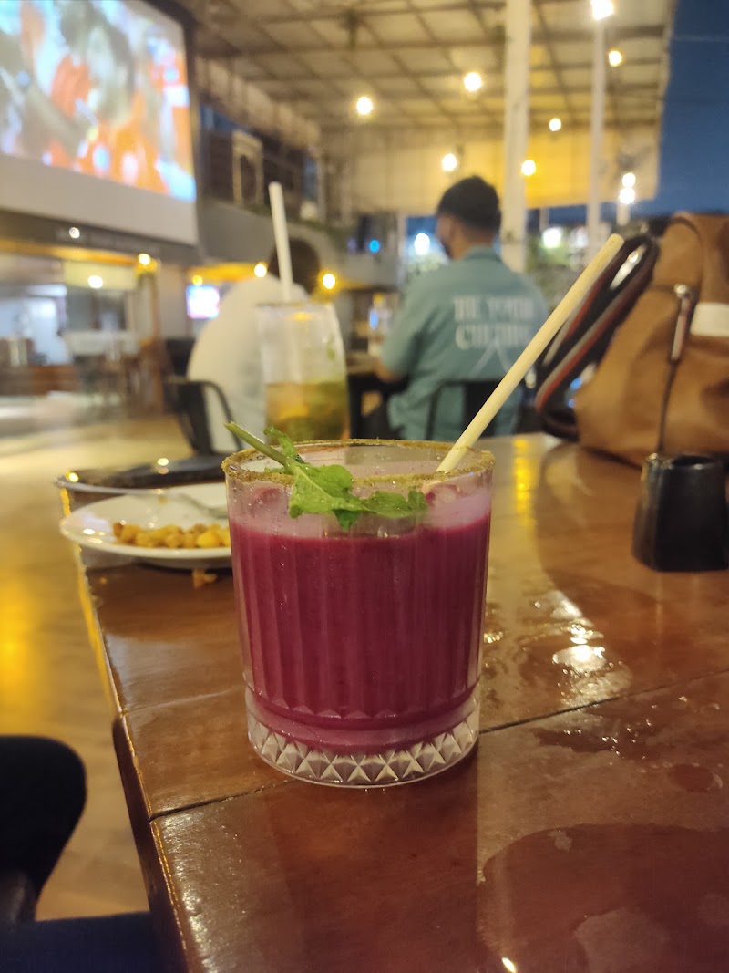 HOUSE OF MALTS: RESTOBAR - HOUSE OF MALTS: RESTOBAR 5th FLOOR, HOTEL PS9, PU-4, PLOT NO.2, SATYA SAI ROAD, near BOMBAY HOSPITAL, Opp.Prestige CollegeNear Bombay Hospital, Scheme 94 Sector CA, Indore, Madhya Pradesh 452010, India