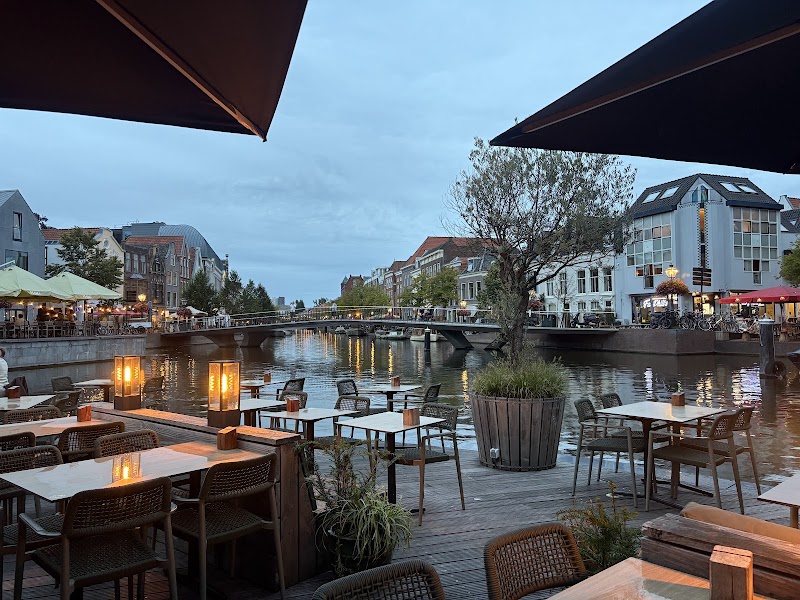 Annie's Terras Bar Restaurant - Annie's Terras Bar Restaurant Hoogstraat 1A, 2312 JA Leiden, Netherlands
