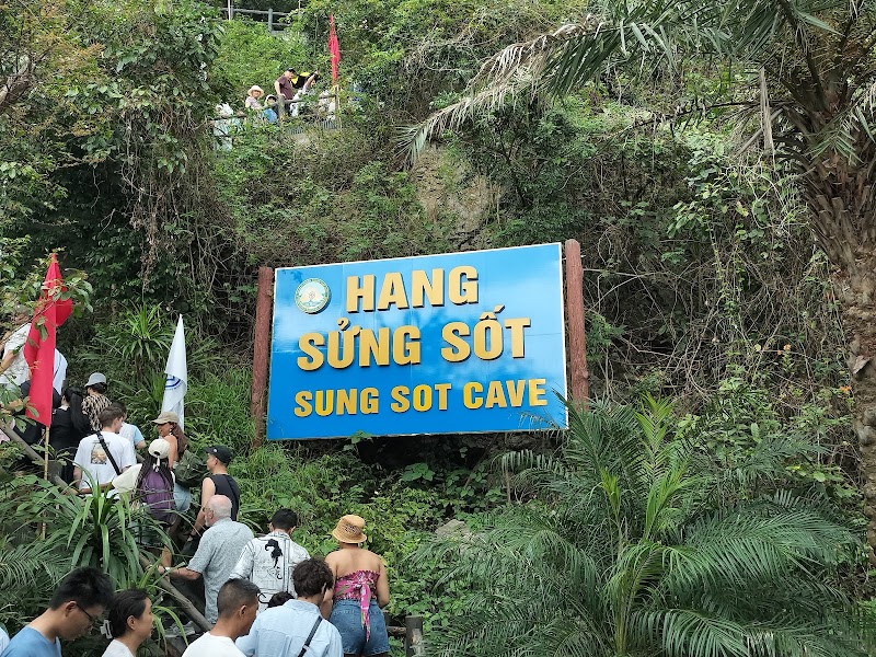 Sung Sot Cave - Sung Sot Cave, Ha Long Bay, Halong City, Hồng Gai