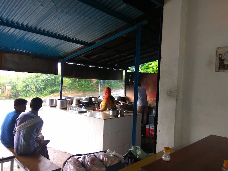 Bhatia Vaishno Dhaba - Bhatia Vaishno Dhaba 3777+MCG, Dhagial, Himachal Pradesh 176038, India