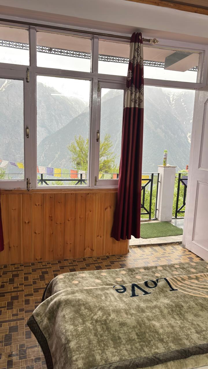DEEPAK HOME STAY KALPA - DEEPAK HOME STAY KALPA G6PX+3X4, Kalpa, Himachal Pradesh 172108, India