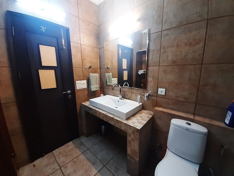 Harmony Suites - Harmony Suites, 4502, HIBISCUS Ln, DLF Phase IV, Gurugram, Haryana 122009, India