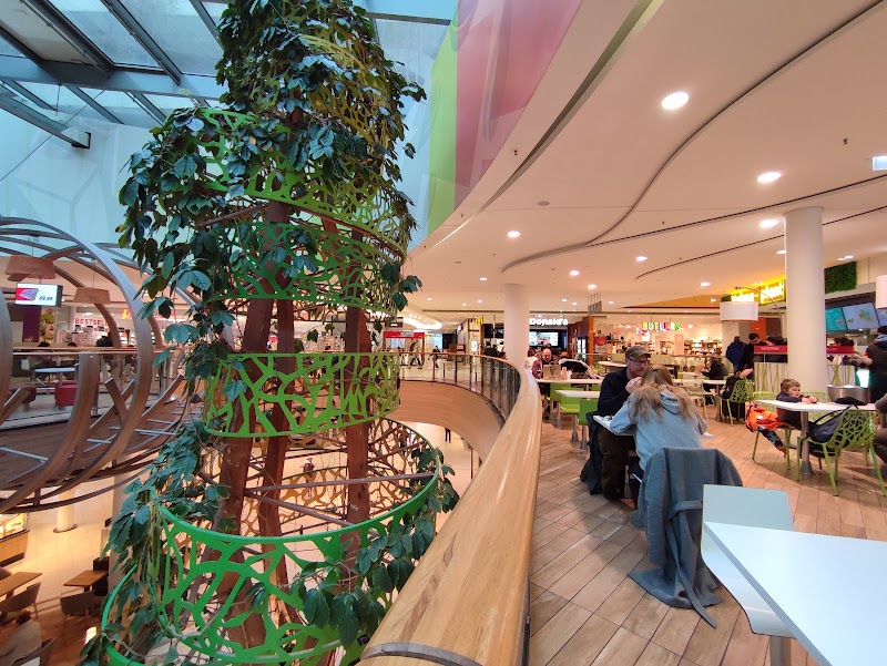 Skyline Plaza - Skyline Plaza, Europa-Allee 6, 60327 Frankfurt am Main, Germany
