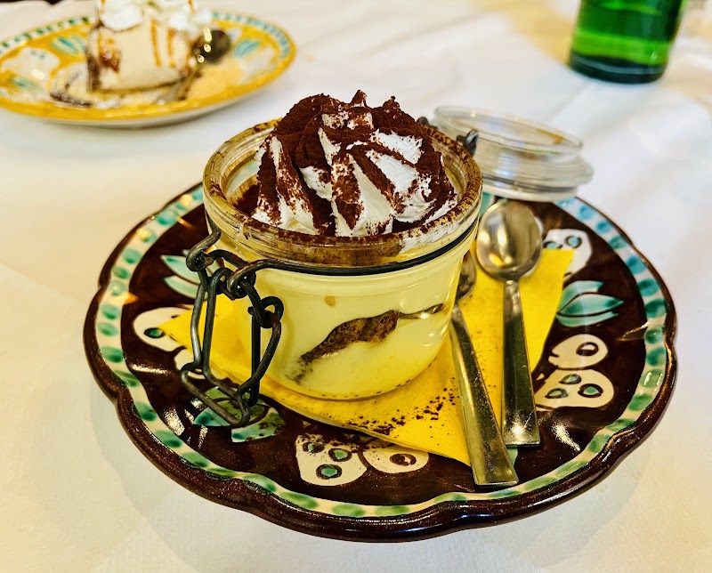 Iari The Vino - Iari The Vino Via Frangipane, 27, 00184 Roma RM, Italy